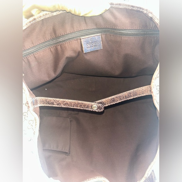 Gucci Beige and Brown Shoulder Bag - Picture 12 of 16